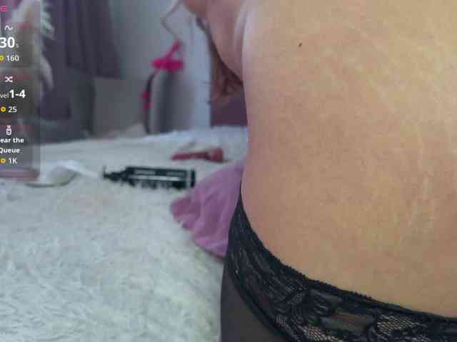-BrownEyes-'s chat room