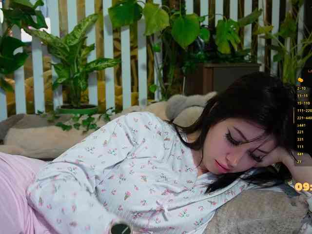 FlowwwerGirl's chat room