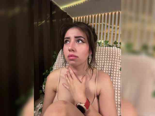 -Violetttttka-'s chat room