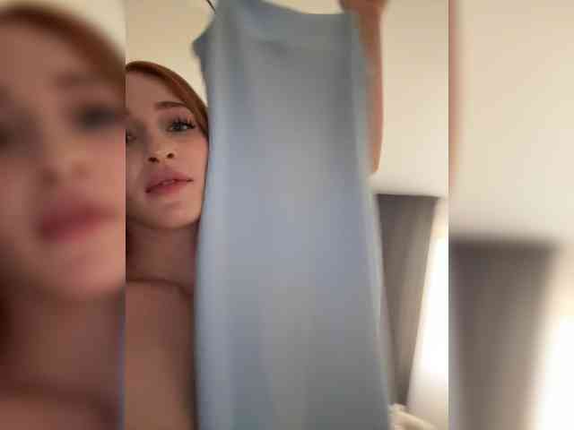 VictoriaBix's chat room