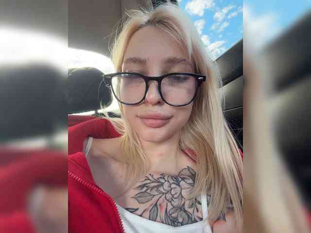 Cristi-Candy's chat room