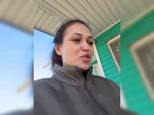 Anutka-chocolatee's chat room