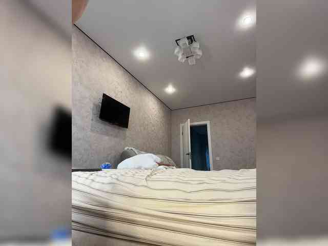 SweetyUAngel's chat room
