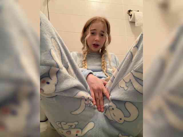 MimiMila's chat room