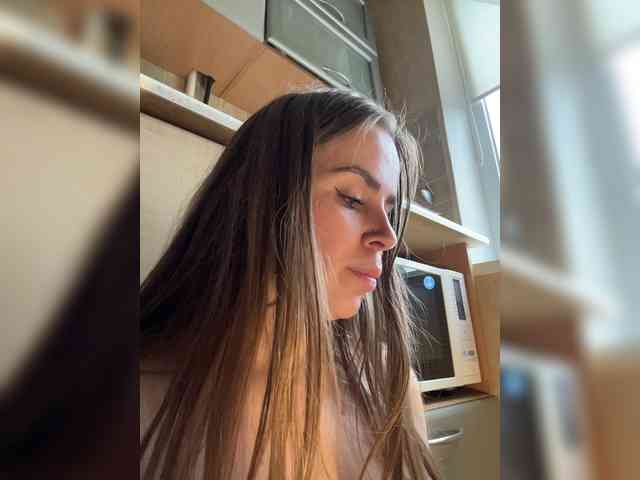 LolaSexxx's chat room