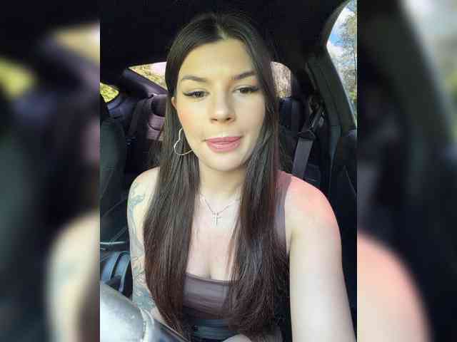 -MaybeBaby-'s chat room