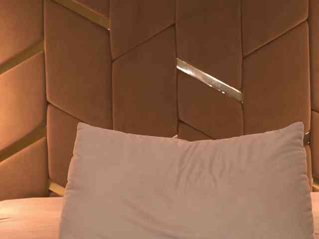 Cinnabon_ga's chat room