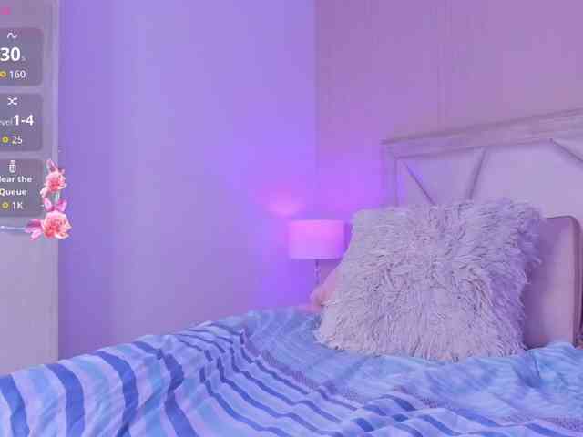 VioletaLane's chat room