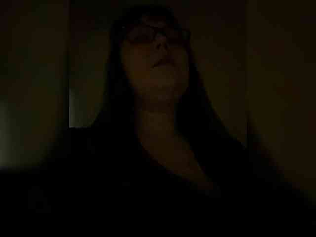 QueenFoxyLisa's chat room