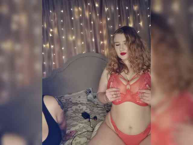 Her-Girl's chat room