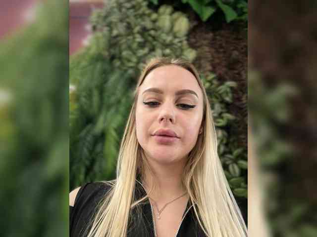 _Katrinka_'s chat room