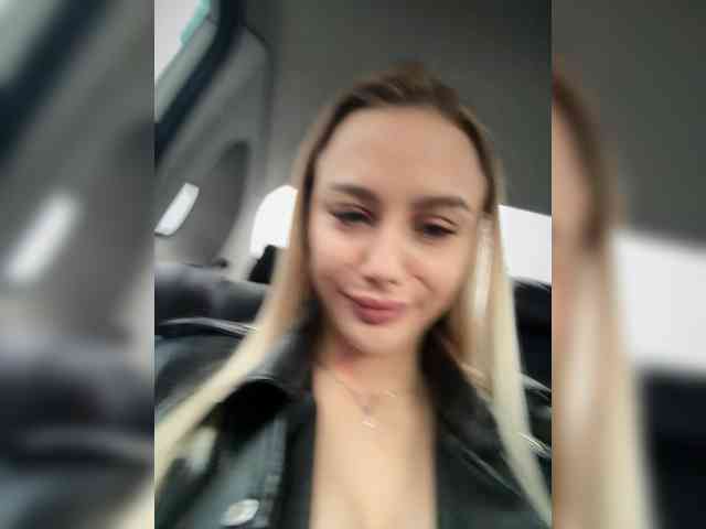 _Katrinka_'s chat room