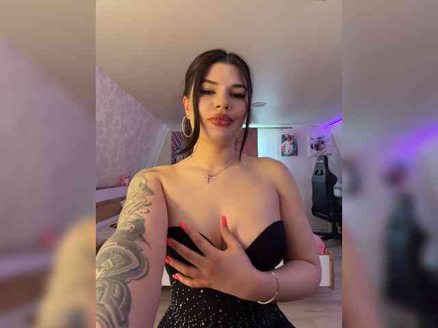 -MaybeBaby-'s chat room