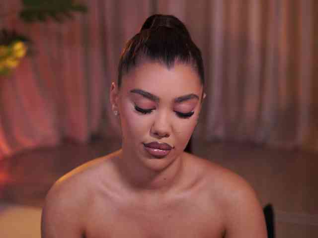 NatyDesiree's chat room