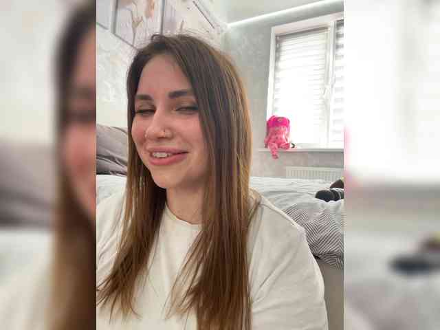 -LeiaProseccina-'s chat room