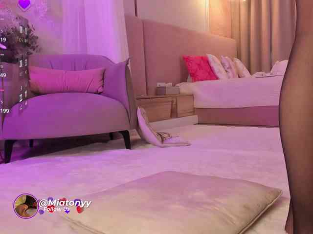 Mia_Milasheva's chat room
