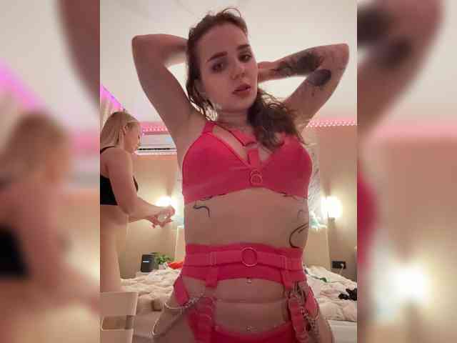 _Katrinka_'s chat room