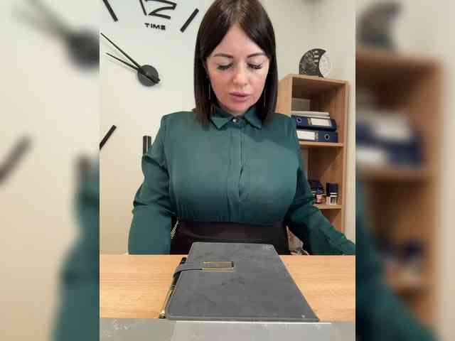 ANNA_Fox's chat room