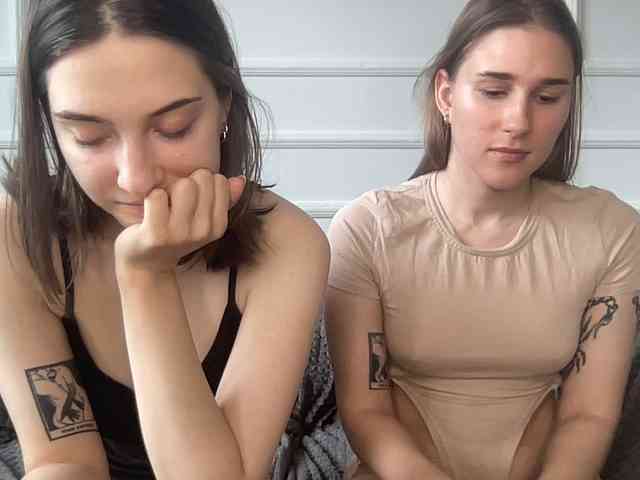 yoursweettreats's chat room