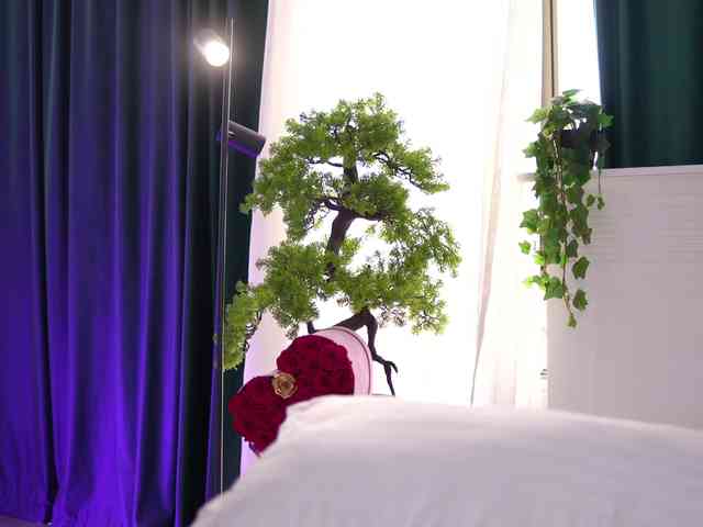 ArtTeasee's chat room