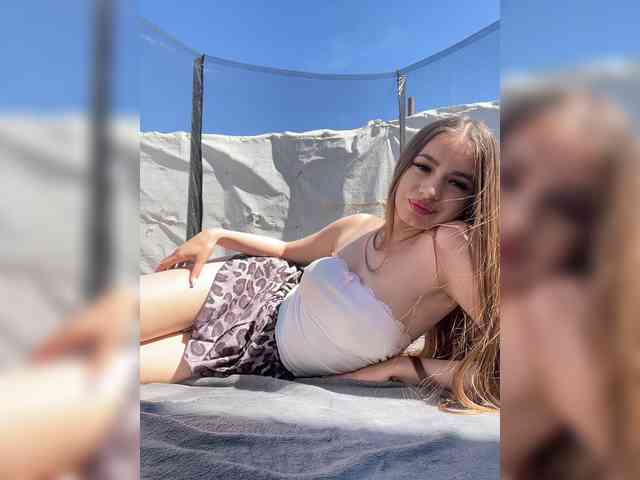 -_-_--------'s chat room