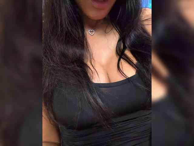 -LanaRay-'s chat room