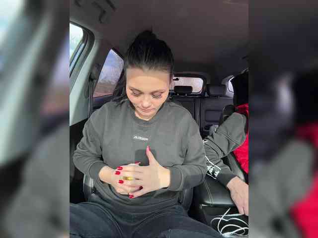 _Milashka_'s chat room