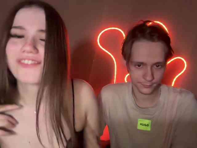 titsDestroy2008's chat room
