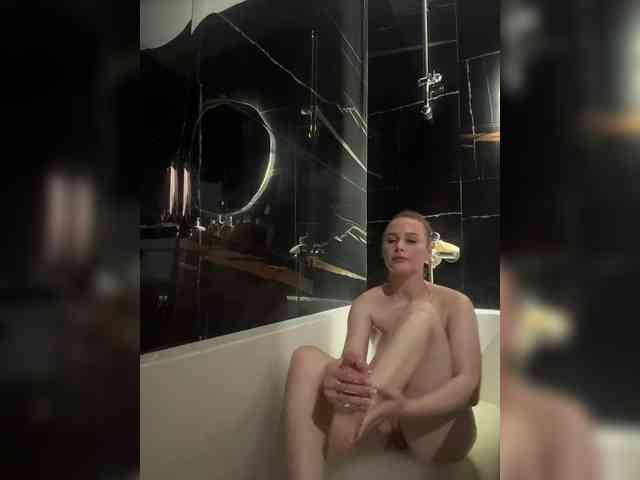 _Katrinka_'s chat room
