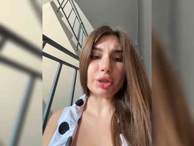 -EmilyBaby-'s chat room