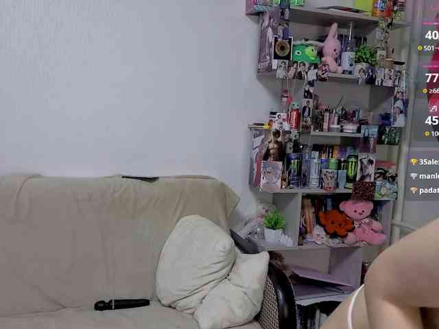 KateMooss's chat room