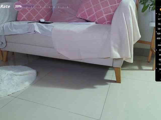 SallyeLeins's chat room