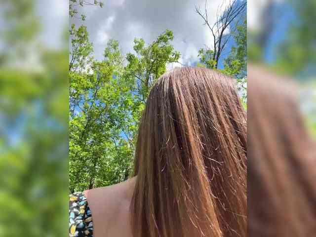 -EmilyBaby-'s chat room
