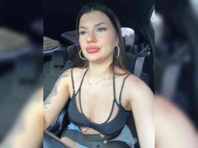 -MaybeBaby-'s chat room