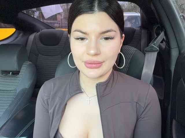 -MaybeBaby-'s chat room