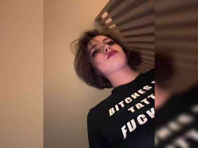 -SATIVA-'s chat room