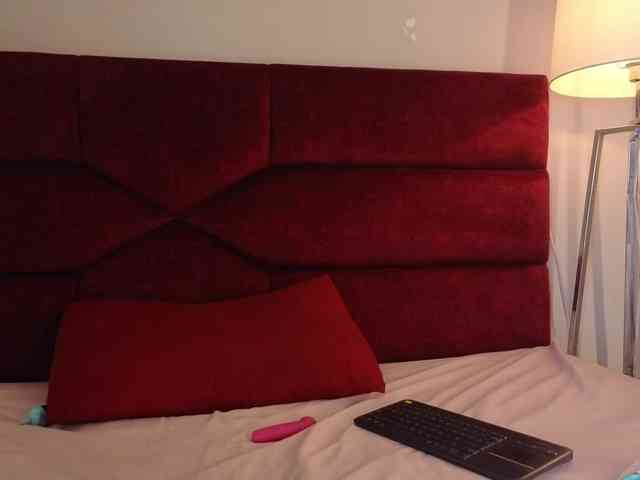 BlueMoonn's chat room