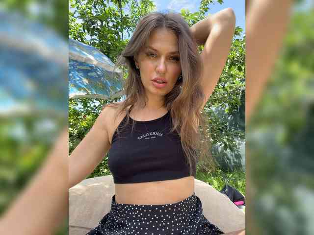 -SweetNatali-'s chat room