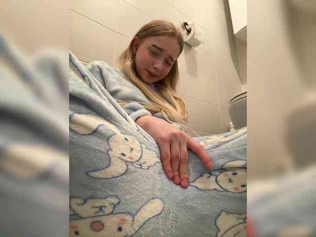 MimiMila's chat room