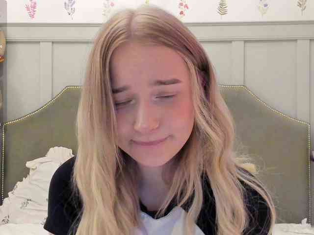 MimiMila's chat room