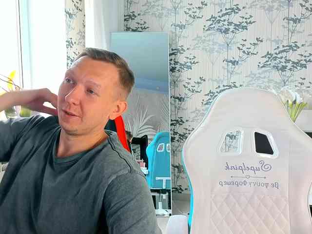 Cornflakes's chat room