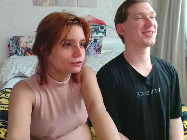 TheSluttyFox's chat room