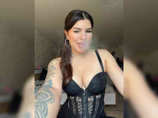 -MaybeBaby-'s chat room