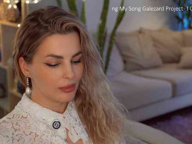 _Lady_M_'s chat room