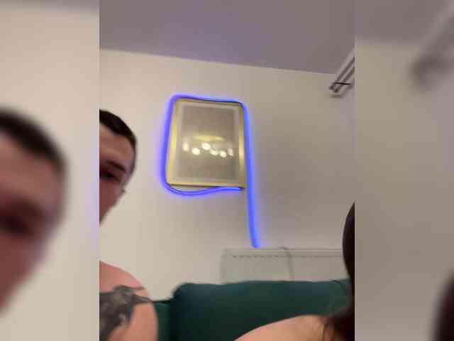 AAOneLove's chat room