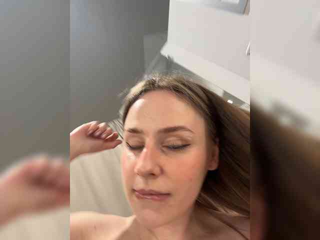 -Angel-Ali-'s chat room