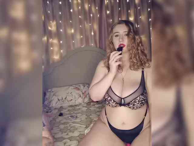 Her-Girl's chat room
