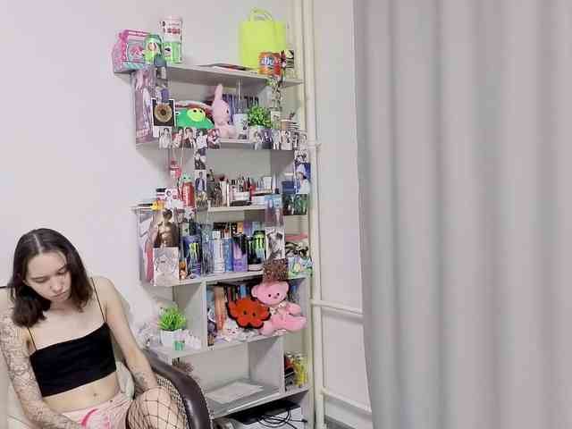 KateMooss's chat room