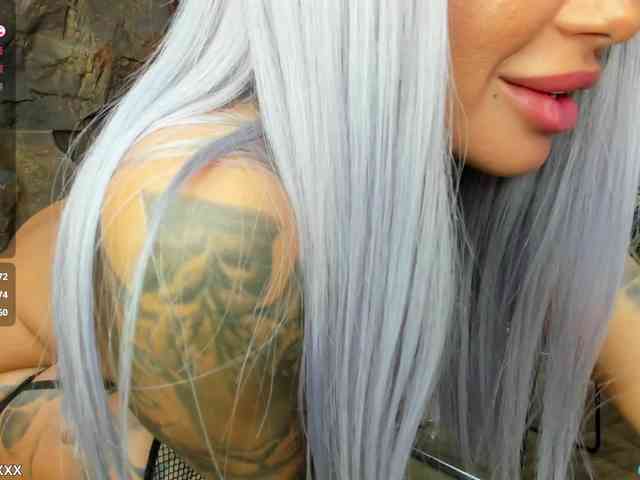 DiamondJo's chat room