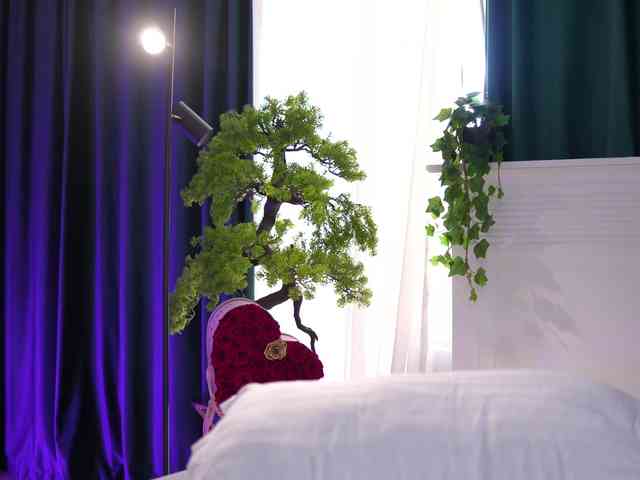 ArtTeasee's chat room